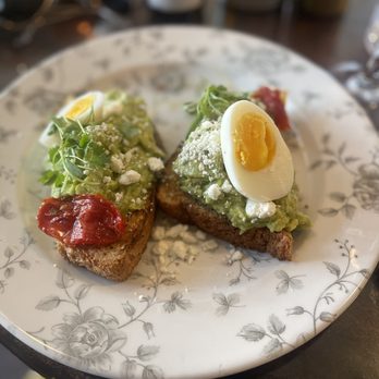 Little Hen - Avocado toast - Breakfast & Brunch Near Me - Miami, Florida Little Hen - Avocado toast - Breakfast & Brunch Near Me - Miami, Florida