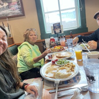 Black Bear Diner Yuma - Diners Near Me - Yuma, Arizona Black Bear Diner Yuma - Diners Near Me - Yuma, Arizona