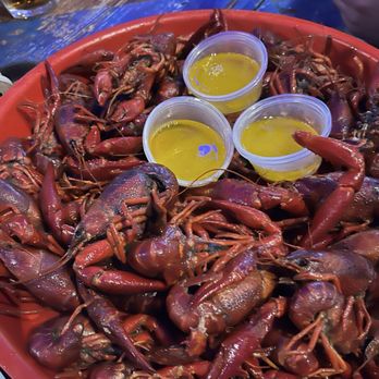 Buffalo Run - 5lbs crawfish - Sports Bars Near Me - Spring, Texas