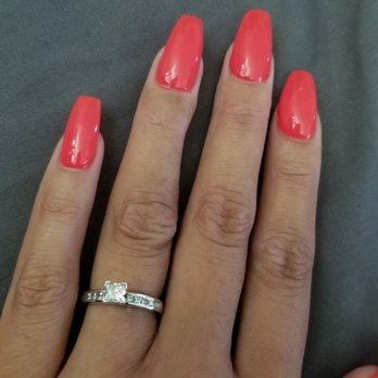 California Nails - Coffin shaped refill by Minh - Nail Salons Near Me - North Las Vegas, Nevada