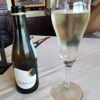 Claudio's Restaurant - Yummy Italian Prosecco - Seafood Near Me - Greenport, New York Claudio's Restaurant - Yummy Italian Prosecco - Seafood Near Me - Greenport, New York