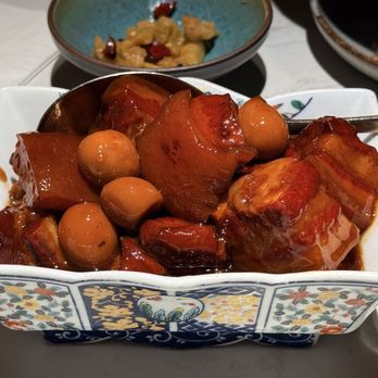 Cheli - Braised Pork Belly 浙里红烧肉 - Shanghainese Near Me - New York, New York