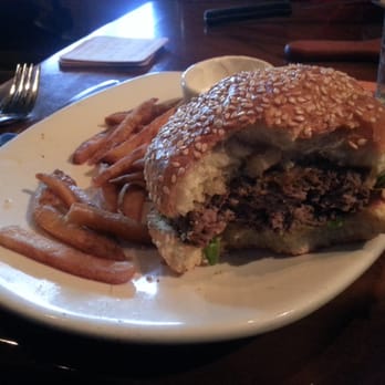Outback Steakhouse - Aged cheddar burger - Steakhouses Near Me - Orlando, Florida Outback Steakhouse - Aged cheddar burger - Steakhouses Near Me - Orlando, Florida