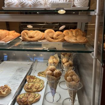 Le Panier - Bakeries Near Me - Seattle, Washington