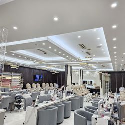 Cosmo Nail Bar