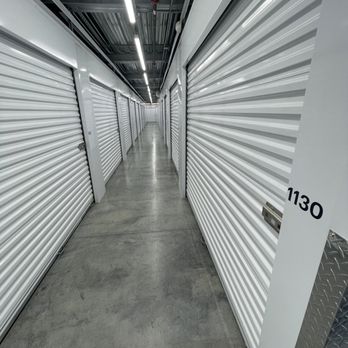 StoreEase - It's nice and clean inside - Self Storage Near Me - Hoover, Alabama