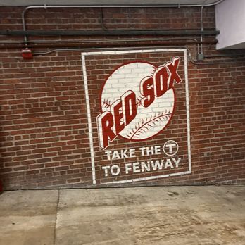 Fenway Park - Stadiums & Arenas Near Me - Boston, Massachusetts Fenway Park - Stadiums & Arenas Near Me - Boston, Massachusetts