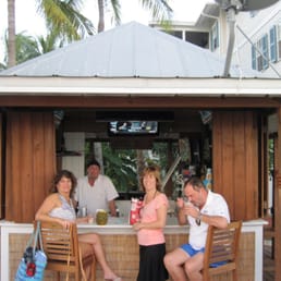The Tiki hut - right on the sand overlooking the ocean The Tiki hut - right on the sand overlooking the ocean