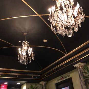 Hot Tin - Exclusive dining and bar reservations only for bar cafe restaurant or Hot Tin - Cocktail Bars Near Me - New Orleans, Louisiana
