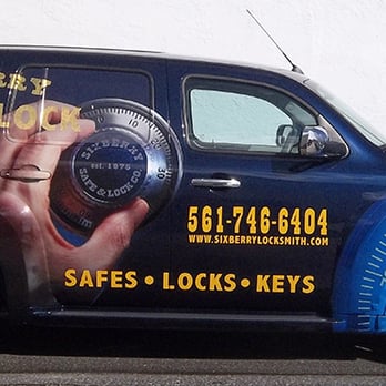Auto Art Vinyl Graphics - Auto Art Vinyl Graphics Chevy HHR wrap for Sixberry Locksmith - Printing Services Near Me - Jupiter, Florida