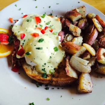 Wild Wheat - Eggs Benedict - Breakfast & Brunch Near Me - Kent, Washington