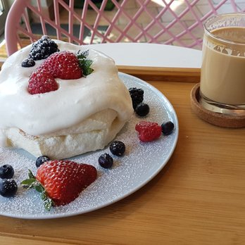 Hiel Cafe - Souffle pancake with cream and berries. - Cafes Near Me - Burnaby, British Columbia Hiel Cafe - Souffle pancake with cream and berries. - Cafes Near Me - Burnaby, British Columbia