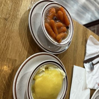 Walnut Bottom Family Diner - Side potato's and candied carrots - Diners Near Me - Carlisle, Pennsylvania Walnut Bottom Family Diner - Side potato's and candied carrots - Diners Near Me - Carlisle, Pennsylvania