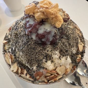 Cafe Tokki - Shaved ice with black sesame, beans, and almonds. - Desserts Near Me - Lynnwood, Washington