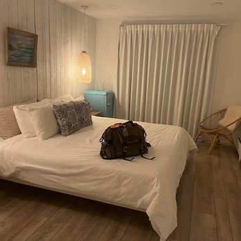 The Surfside Hotel - Room 21 - Hotels Near Me - Stratford, Connecticut The Surfside Hotel - Room 21 - Hotels Near Me - Stratford, Connecticut