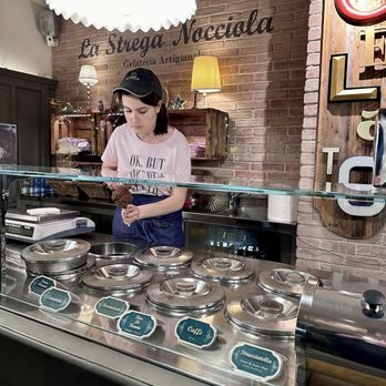 La Strega Nocciola - Gelato shop - Ice Cream & Frozen Yogurt Near Me - Florence, FI La Strega Nocciola - Gelato shop - Ice Cream & Frozen Yogurt Near Me - Florence, FI