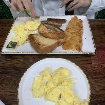 Madres Brunch - Classic breakfast and side of scrambled eggs - Breakfast & Brunch Near Me - Whittier, California