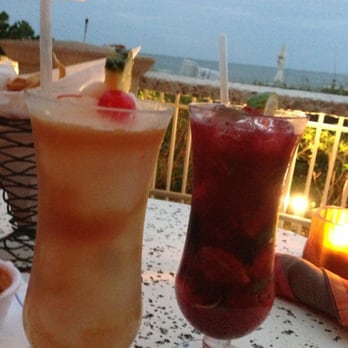 Cantina Beach - Piña colada and mojito - Mexican Near Me - Key Biscayne, Florida