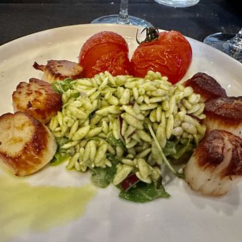 Altura Bistro - scallops - Steakhouses Near Me - Anchorage, Alaska