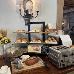 Ludwig's Restaurant - Pastries and more bread