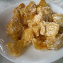 La Punta - Patatas bravas