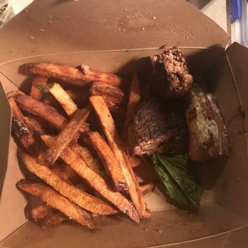 Freight House - Please note the state , absence of bun and the fact that it's $20 - American Near Me - Paducah, Kentucky Freight House - Please note the state , absence of bun and the fact that it's $20 - American Near Me - Paducah, Kentucky