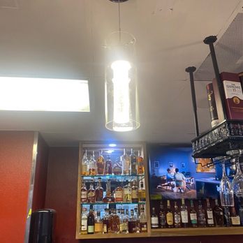 Everest Curry Bar & Grill - Beautiful crystal lights above bar - Indian Near Me - Houston, Texas Everest Curry Bar & Grill - Beautiful crystal lights above bar - Indian Near Me - Houston, Texas