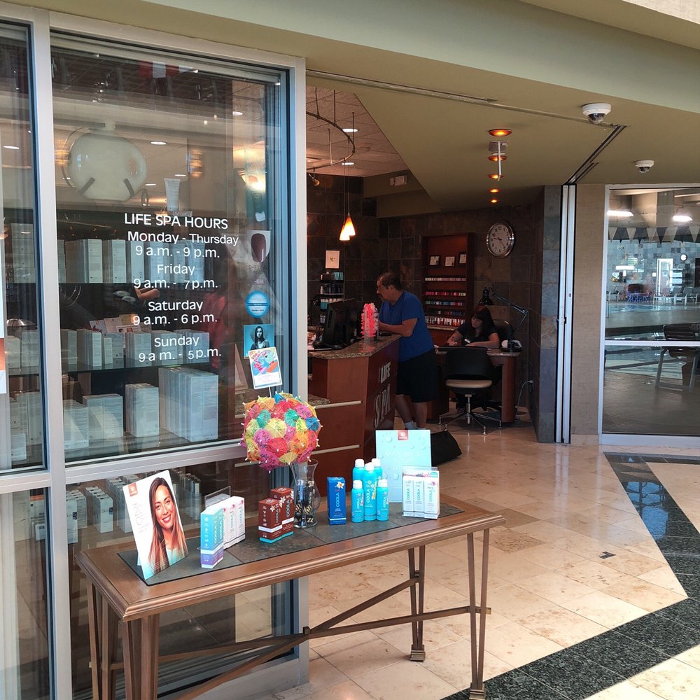 Life Time - The entrance to the salon - Gyms Near Me - San Antonio, Texas Life Time - The entrance to the salon - Gyms Near Me - San Antonio, Texas