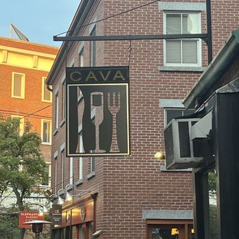 Cava - Mediterranean Near Me - Portsmouth, New Hampshire