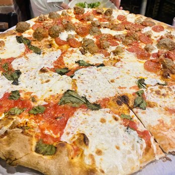 Grimaldi's Pizzeria - 1/2 Margherita & 1/2 The Don (18") - Pizza Near Me - Houston, Texas Grimaldi's Pizzeria - 1/2 Margherita & 1/2 The Don (18") - Pizza Near Me - Houston, Texas