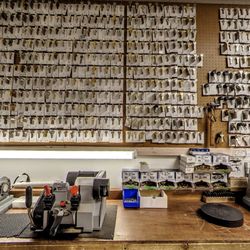 Advanced Lock Service - Thousands of keys in stock.