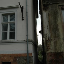 Schloß Baruth und Park - so weit ist die Entfernung zwischen alt und neu