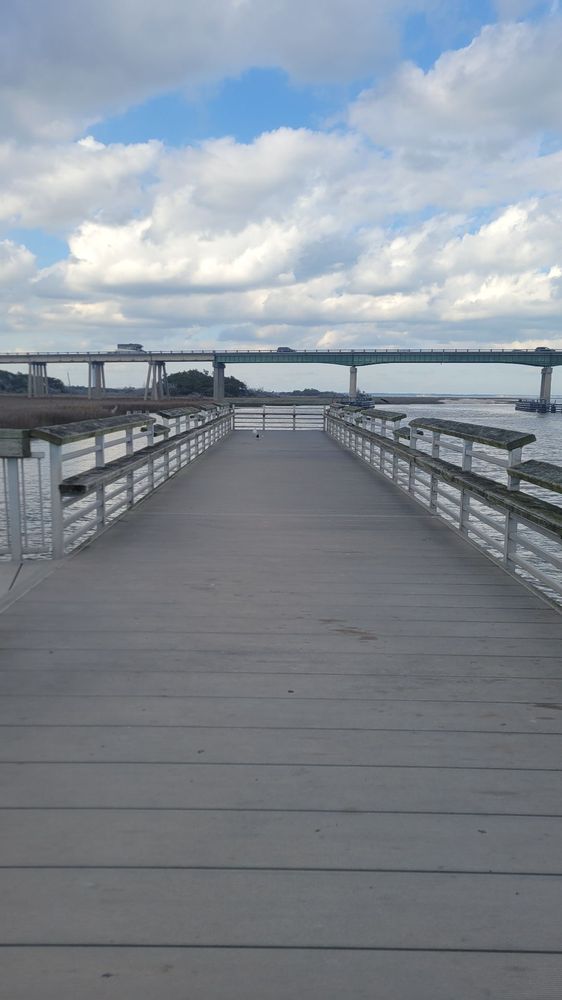 LAZARETTO CREEK PARK FISHING PIER Updated August 2024 14 Photos