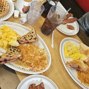 Waffle House - Brand spanking new renovation!! - American Near Me - Sunbury, Ohio Waffle House - Brand spanking new renovation!! - American Near Me - Sunbury, Ohio