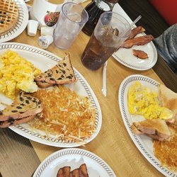 Waffle House - Brand spanking new renovation!!