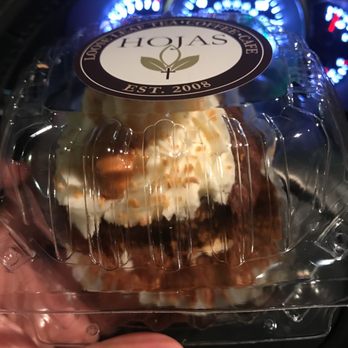 Hojas Tea House - Desserts Near Me - Long Beach, California