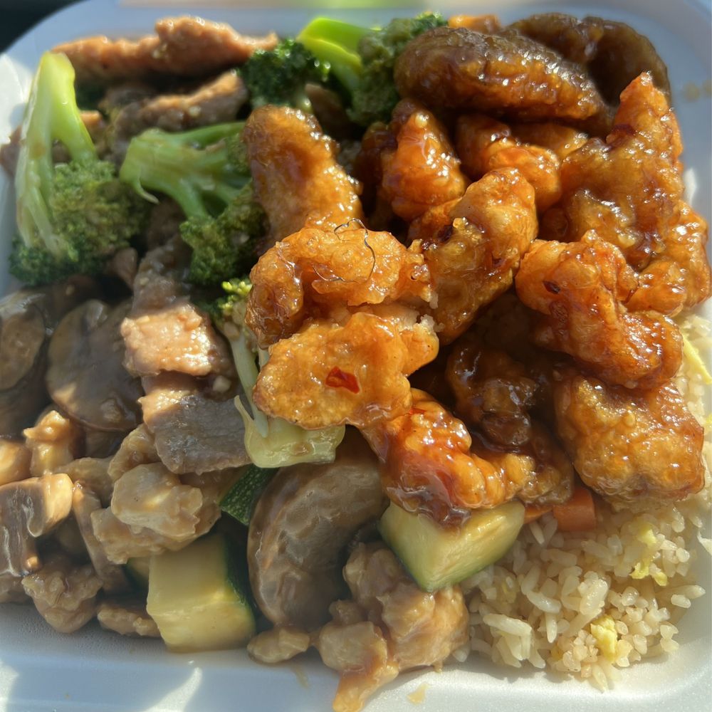 Panda Express - Full view of meal - Chinese Near Me - Cincinnati, Ohio Panda Express - Full view of meal - Chinese Near Me - Cincinnati, Ohio