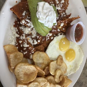 Cafe Amri - Chilaquiles with sunny side up eggs - Breakfast & Brunch Near Me - Oxnard, California Cafe Amri - Chilaquiles with sunny side up eggs - Breakfast & Brunch Near Me - Oxnard, California