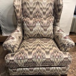 Crown Upholstery & Refinishing