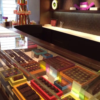 Pierre Hermé - Chocolatiers & Shops Near Me - Paris, 75