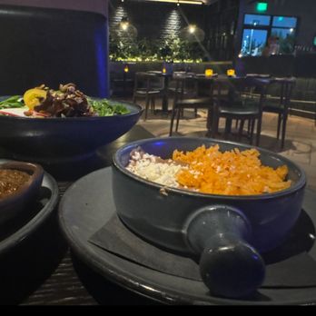 La Popular - Side rice and beans and side salad - Mexican Near Me - Roseville, California La Popular - Side rice and beans and side salad - Mexican Near Me - Roseville, California