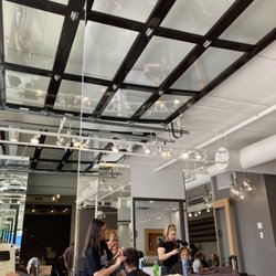 Atelier Academy Of Beauty - Love the spaciousness!