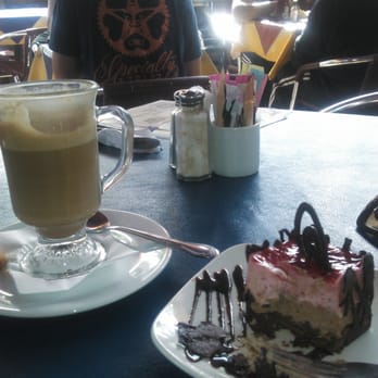 Chocolada Bakery & Cafe - Bakeries Near Me - Hollywood, Florida