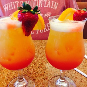 Imperial Diner - Rum Punches, looks can be deceiving. Watered down garbage - Diners Near Me - Freeport, New York