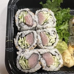Shinto - Westlake - Yellowtail Roll (Traditional)
