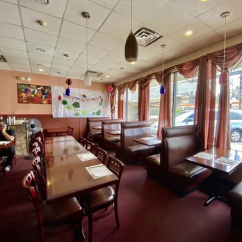 Kamal Palace - Inside - Indian Near Me - North Arlington, New Jersey