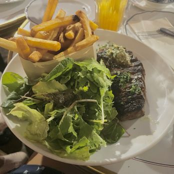 Fete - Steak frites - New American Near Me - Honolulu, Hawaii Fete - Steak frites - New American Near Me - Honolulu, Hawaii