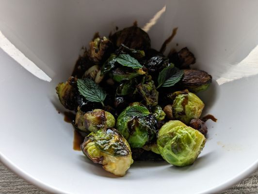 Vinya: vino + vinyasa by null