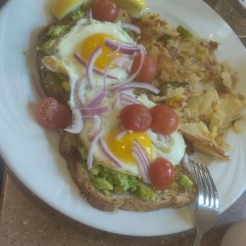Whitestone Diner - Diners Near Me - Whitestone, New York