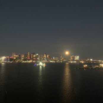 Hyatt Regency Boston Harbor - Hotels Near Me - Boston, Massachusetts